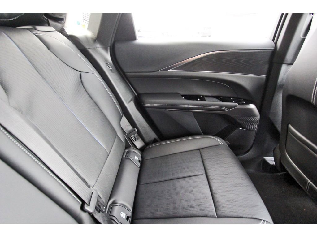 New 2026 Cadillac Lyriq Luxury image 11