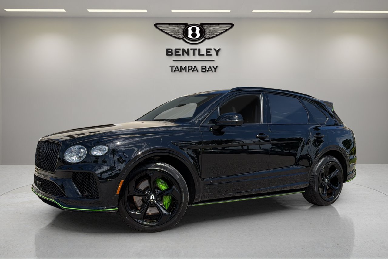 Used 2025 Bentley Bentayga AWD/4WD image 1