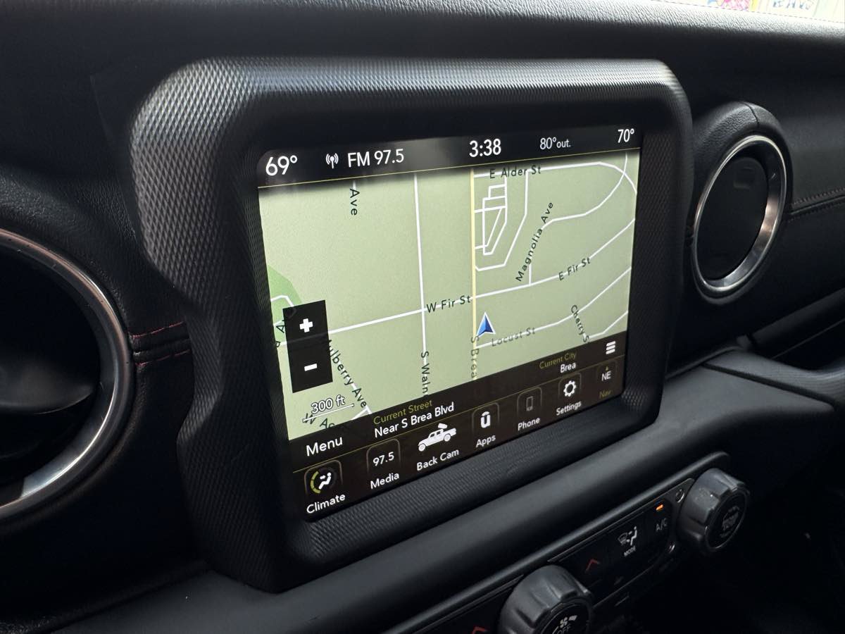 Used 2020 Jeep Gladiator Rubicon AWD/4WD image 25
