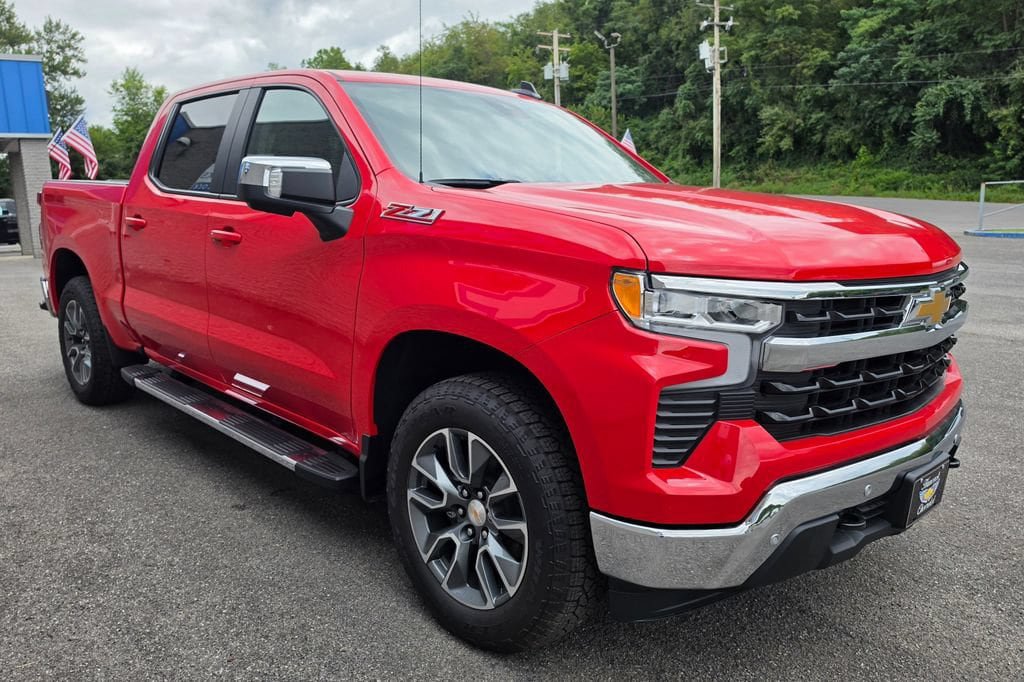 New 2026 Chevrolet Silverado 1500 LT w/ Z71 Off-Road Package AWD/4WD image 9