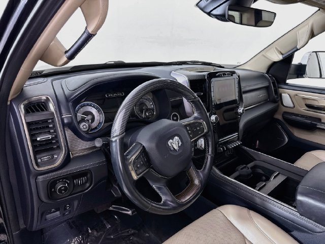 Used 2019 RAM 1500 Limited AWD/4WD image 9