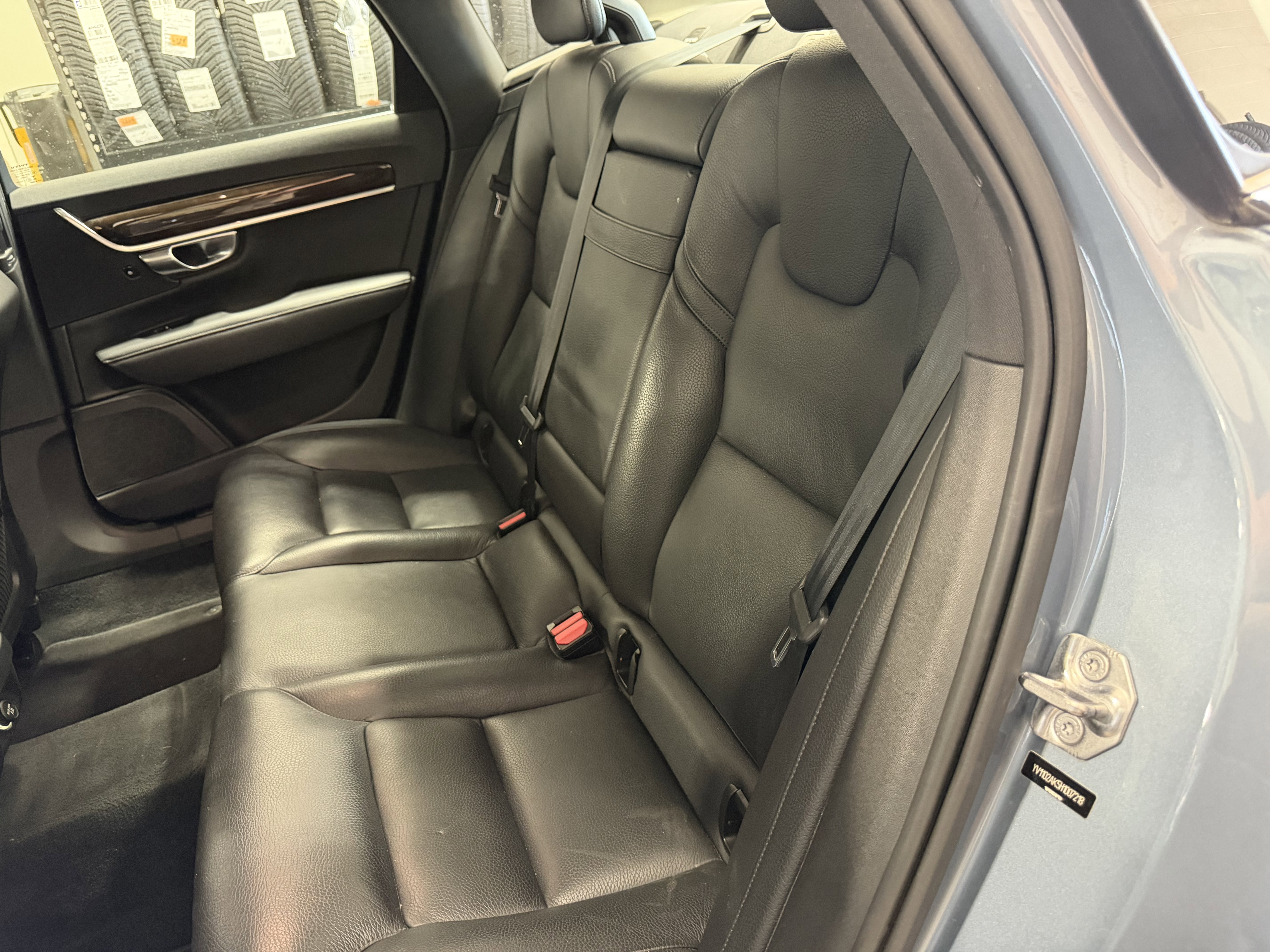 Used 2017 Volvo S90 T5 Momentum w/ Convenience Package FWD image 24