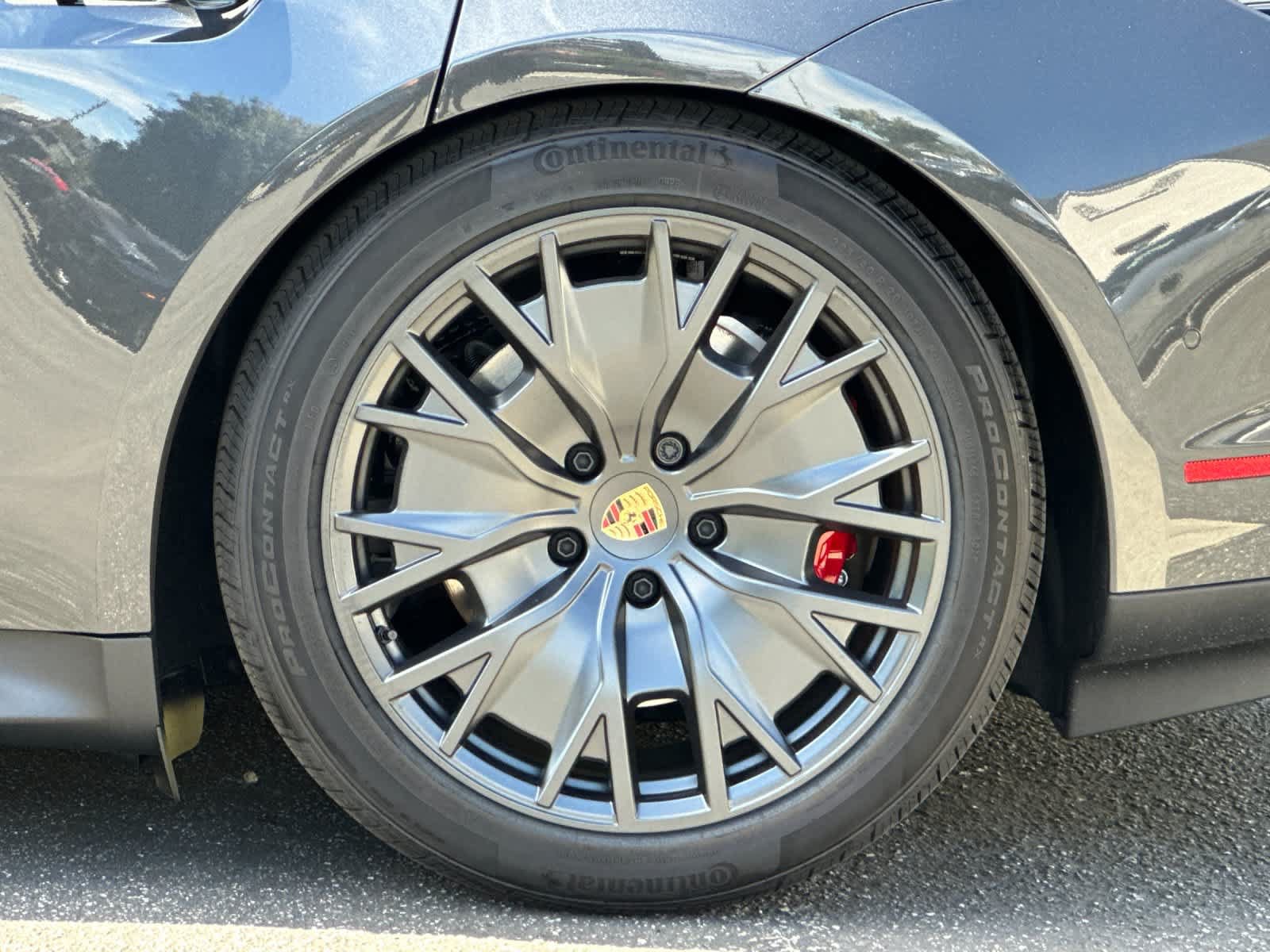 New 2026 Porsche Taycan GTS AWD/4WD image 30