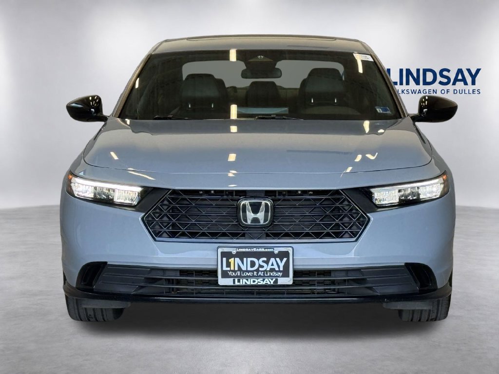 Used 2023 Honda Accord Sport image 2