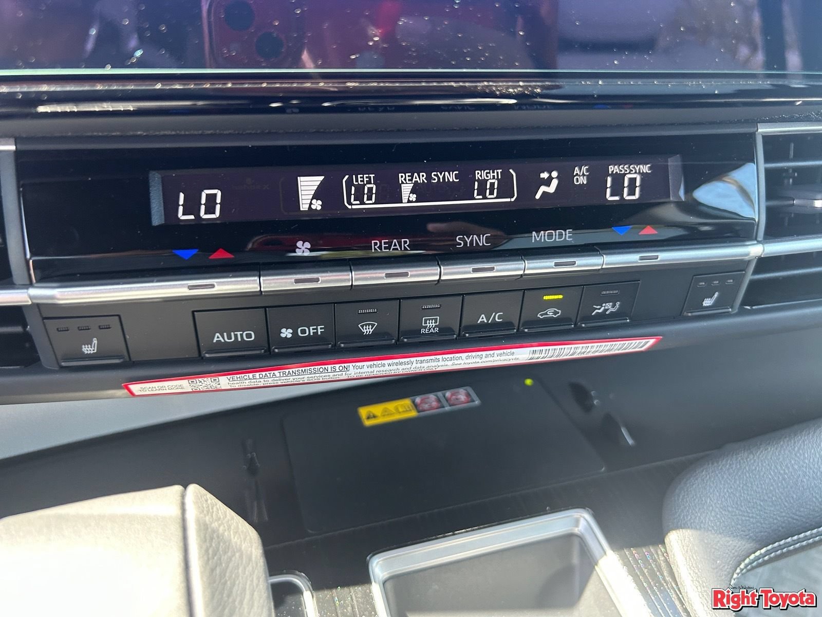 New 2026 Toyota Sienna XSE AWD/4WD image 22