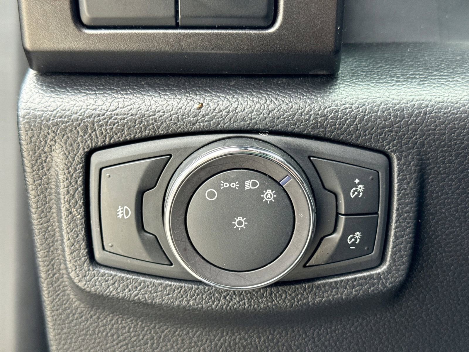 Used 2018 Ford Expedition Max Limited w/ Equipment Group 302A AWD/4WD image 34