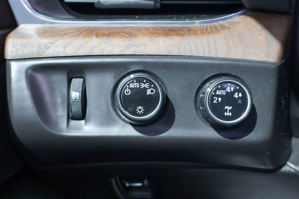 Used 2016 Cadillac Escalade Premium AWD/4WD image 19