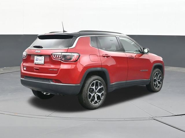 Used 2025 Jeep Compass Limited AWD/4WD image 15