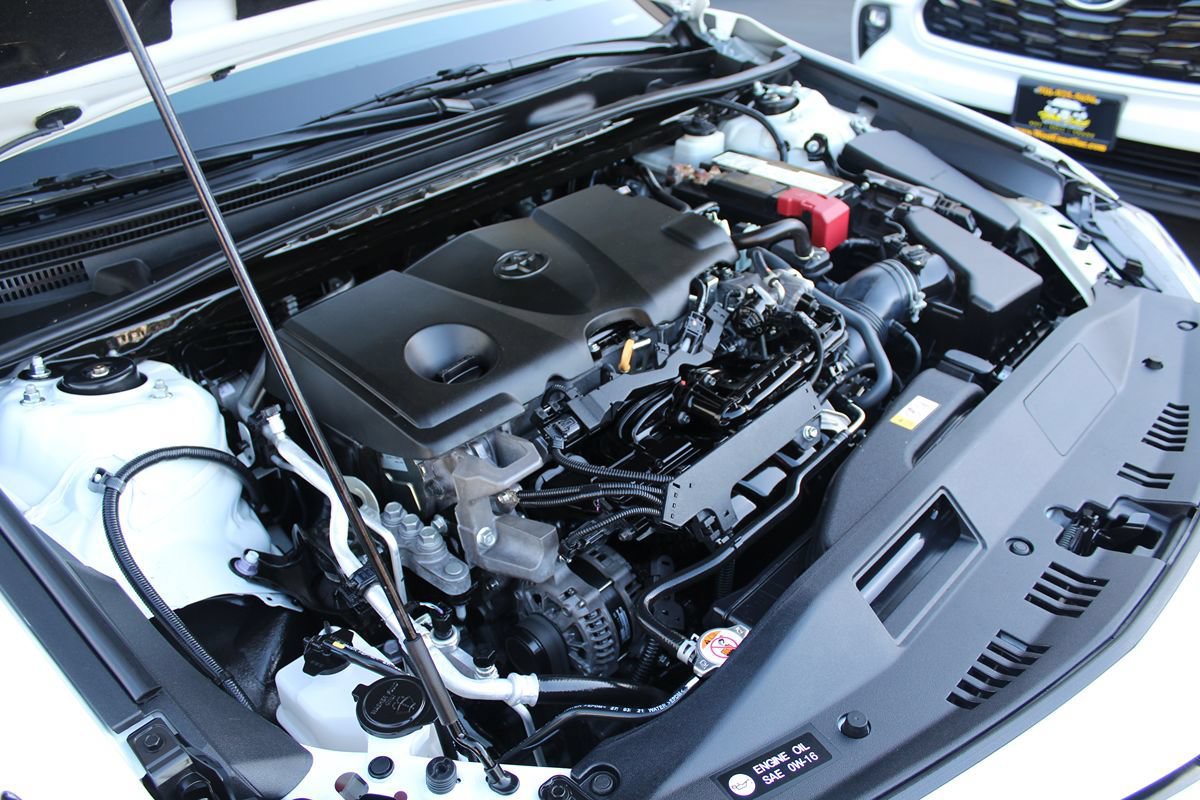 Used 2022 Toyota Camry SE w/ Convenience Package FWD image 31