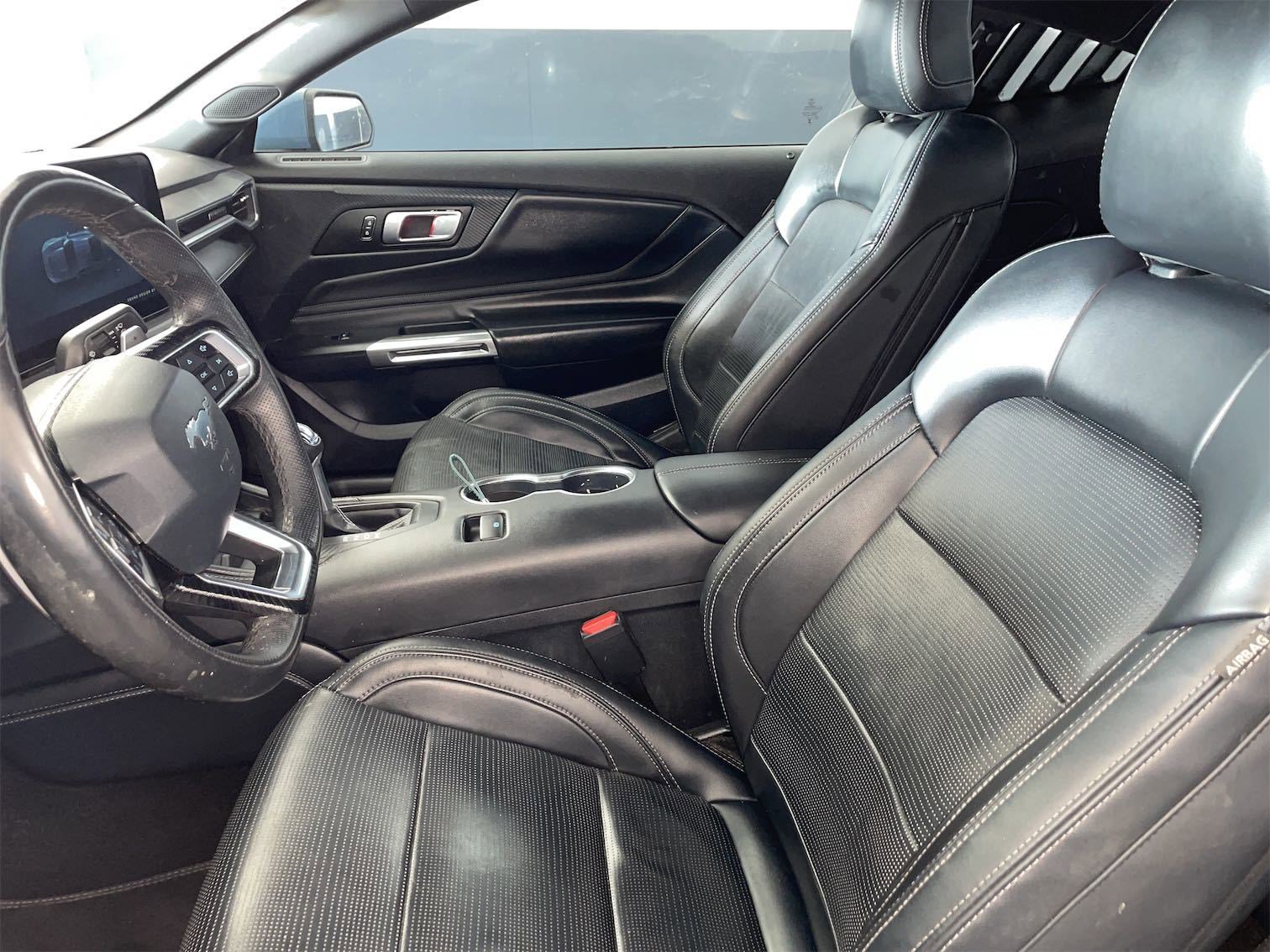 Used 2024 Ford Mustang GT Premium image 6