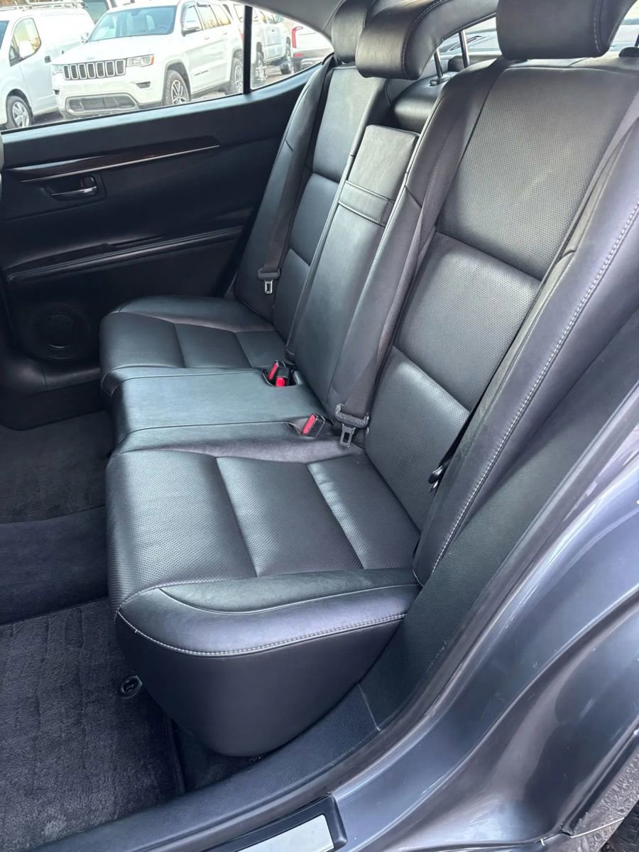 Used 2015 Lexus ES 350 w/ Premium Package image 12