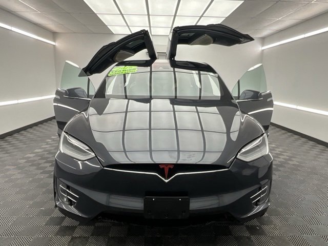 Used 2016 Tesla Model X P100D image 2