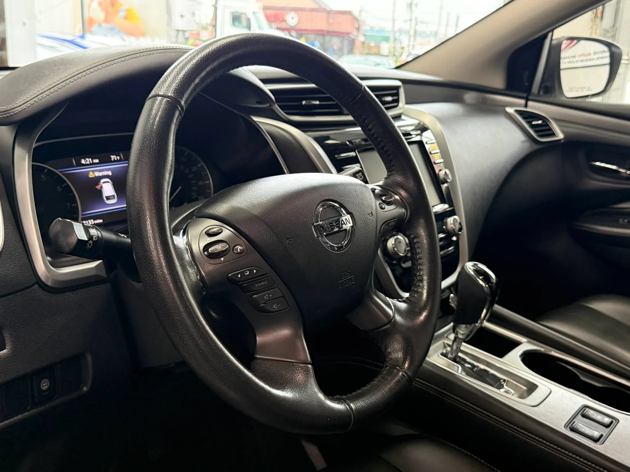 Used 2022 Nissan Murano SV w/ SV Midnight Edition Package AWD/4WD image 9