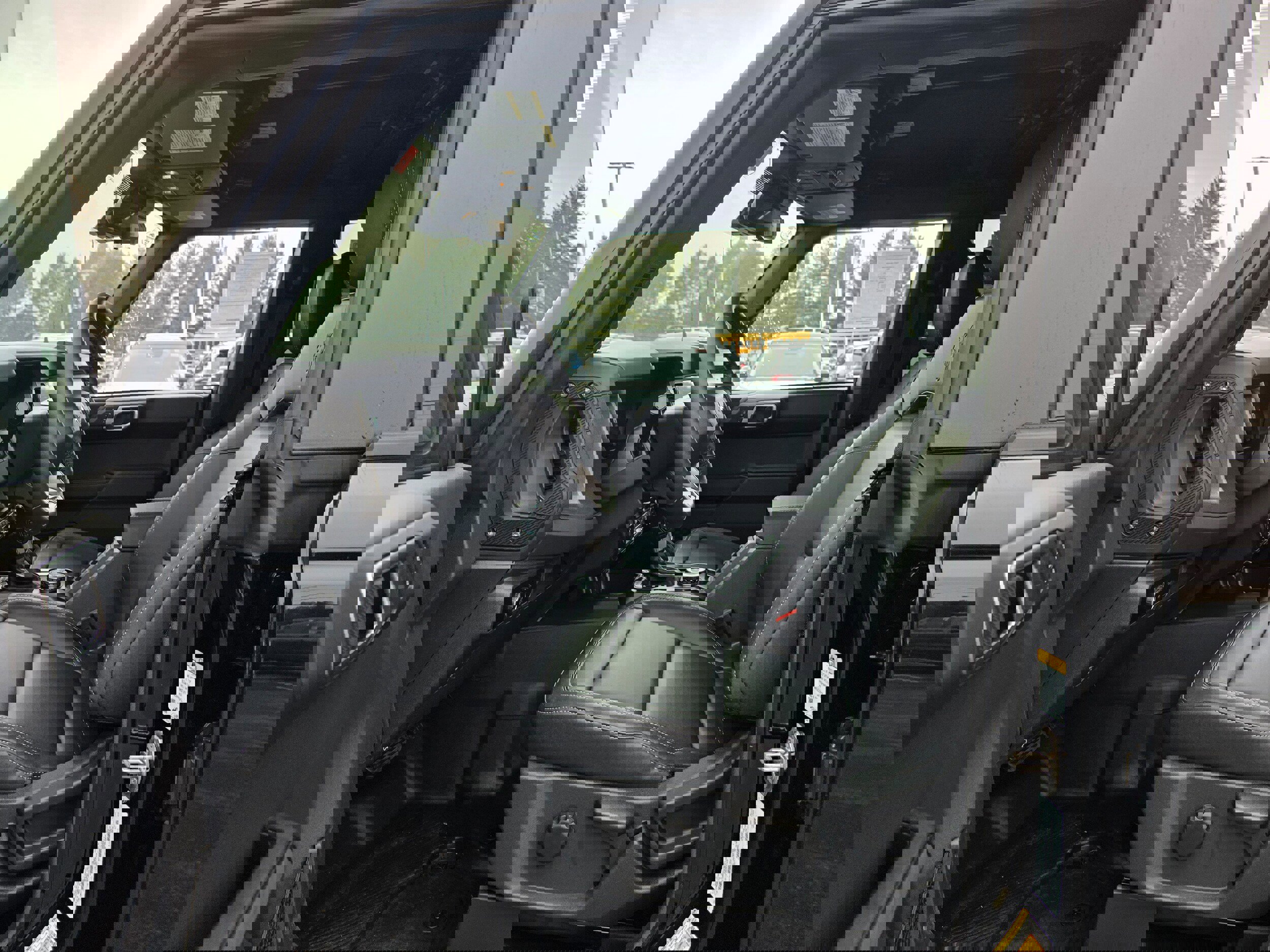 New 2025 Ford Bronco Badlands image 21