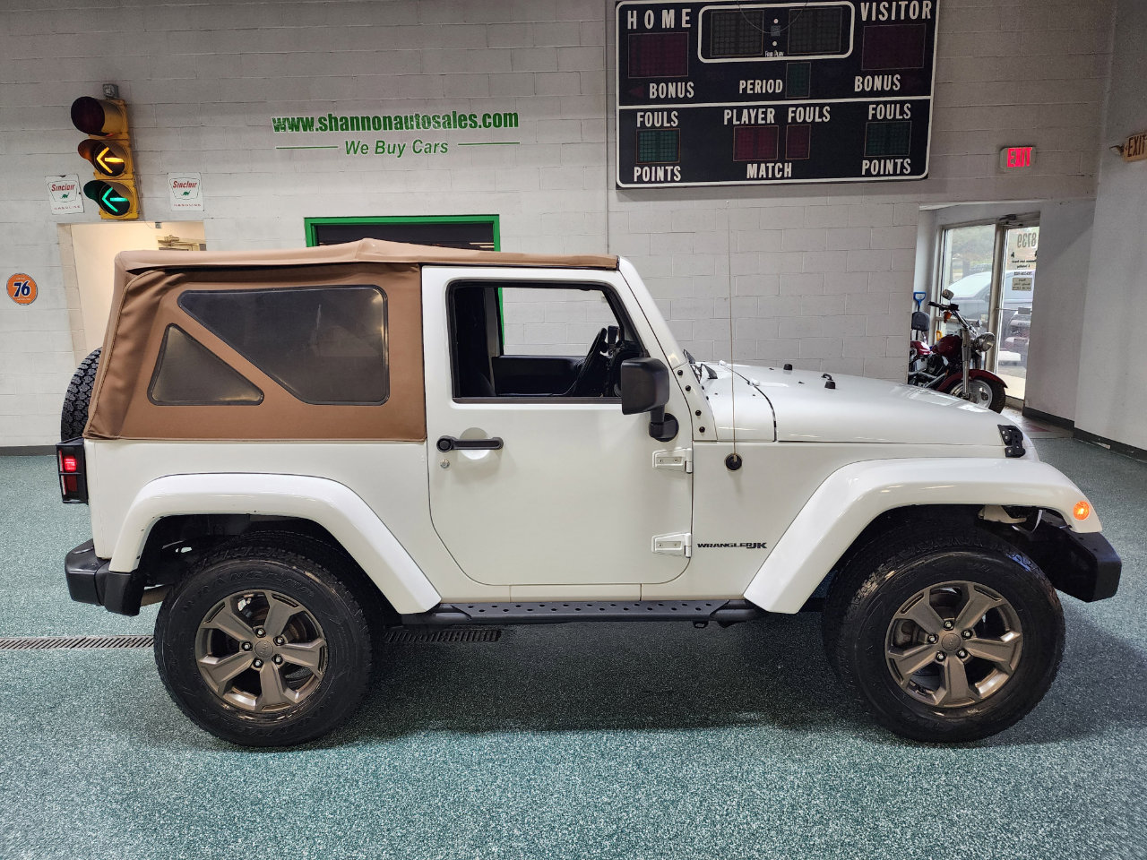 Used 2018 Jeep Wrangler Sport image 5