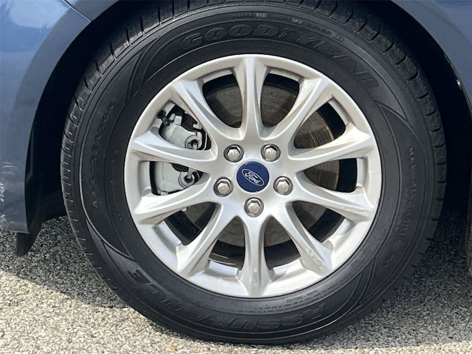 Used 2018 Ford Fusion S FWD image 12