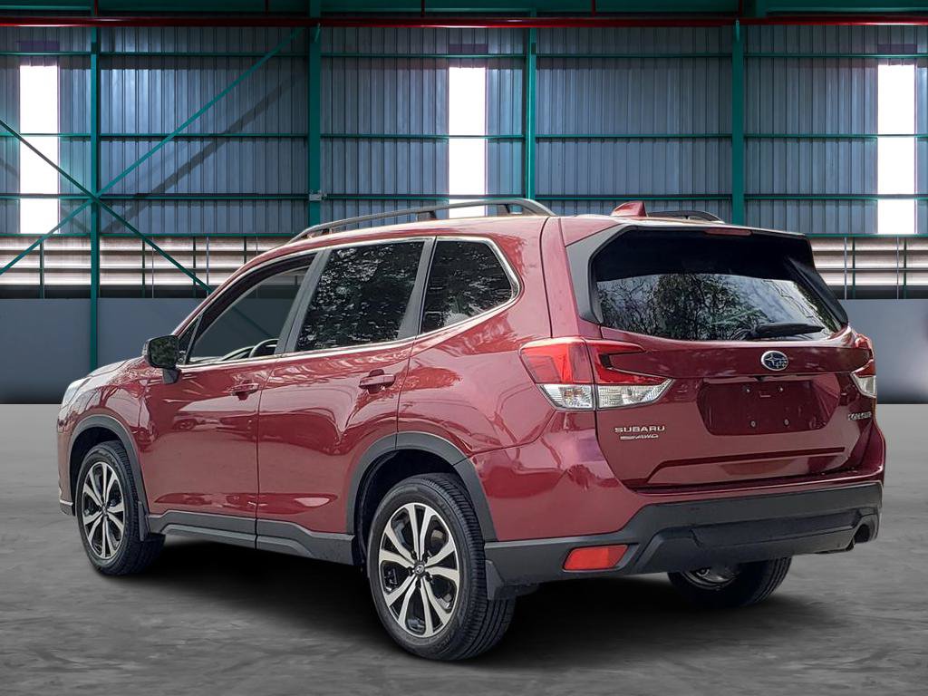 Used 2023 Subaru Forester Limited AWD/4WD image 3