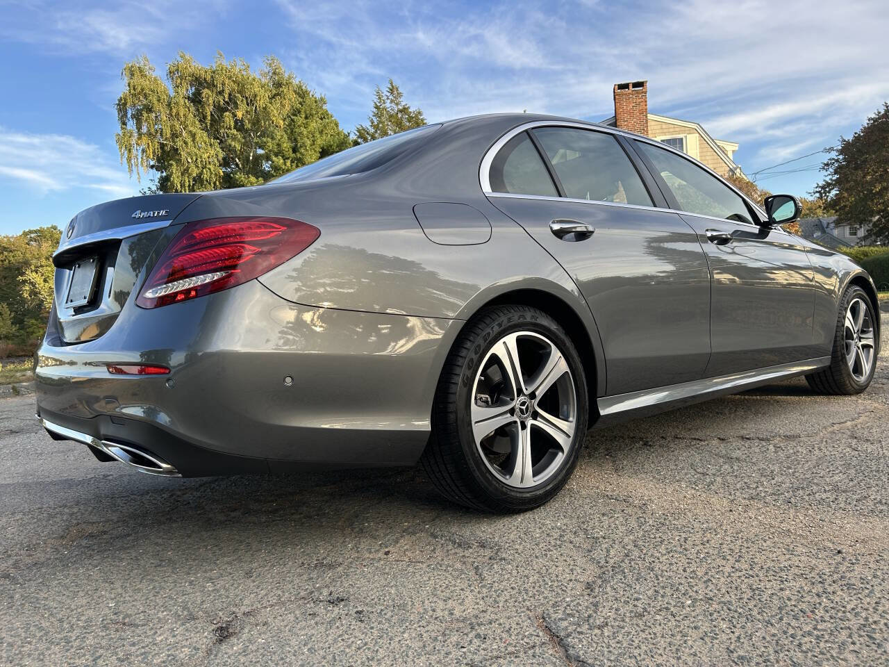 Used 2020 Mercedes-Benz E 350 4MATIC Sedan w/ Parking Assistance Package image 16