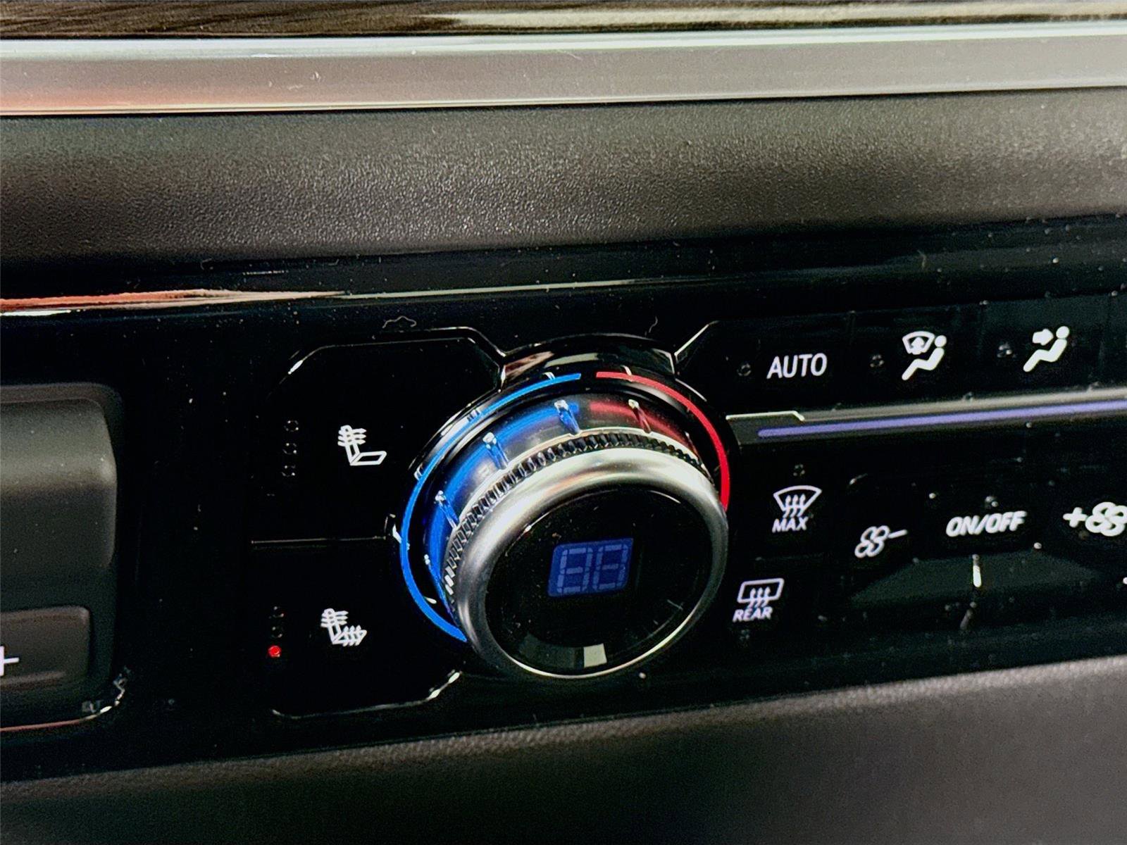 New 2026 GMC Sierra 1500 Elevation image 15