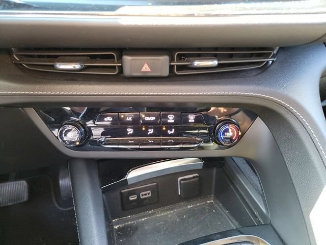 Used 2022 Buick Envision Preferred w/ Safety Package FWD image 12
