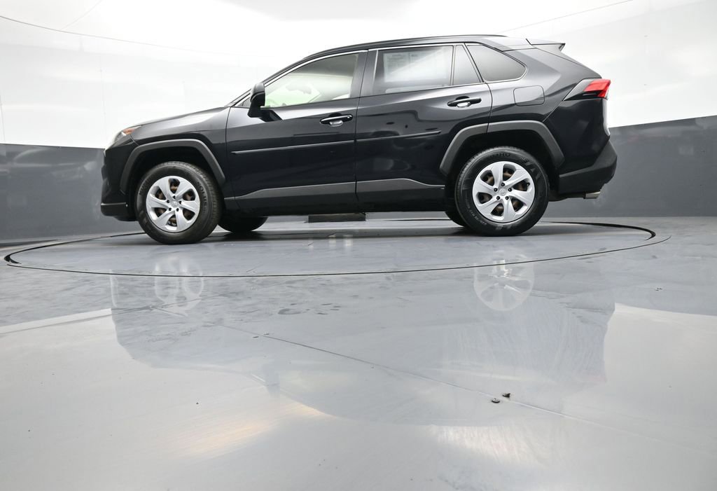 Used 2019 Toyota RAV4 LE w/ All Weather Liner Package AWD/4WD image 32