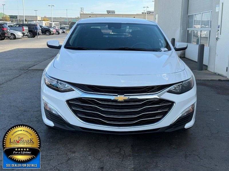 Used 2025 Chevrolet Malibu LS image 4