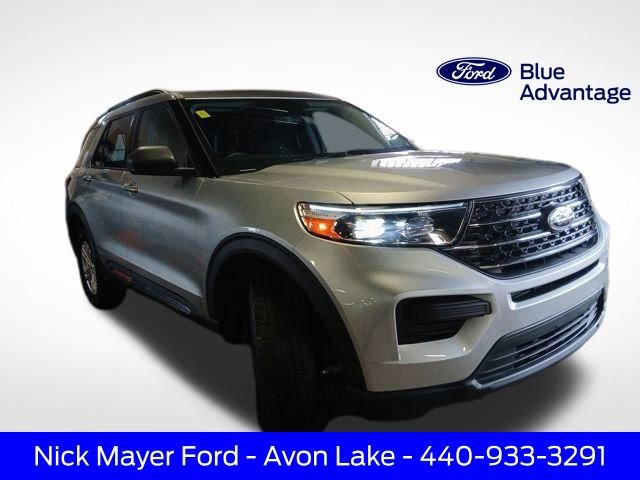 Used 2023 Ford Explorer XLT image 1