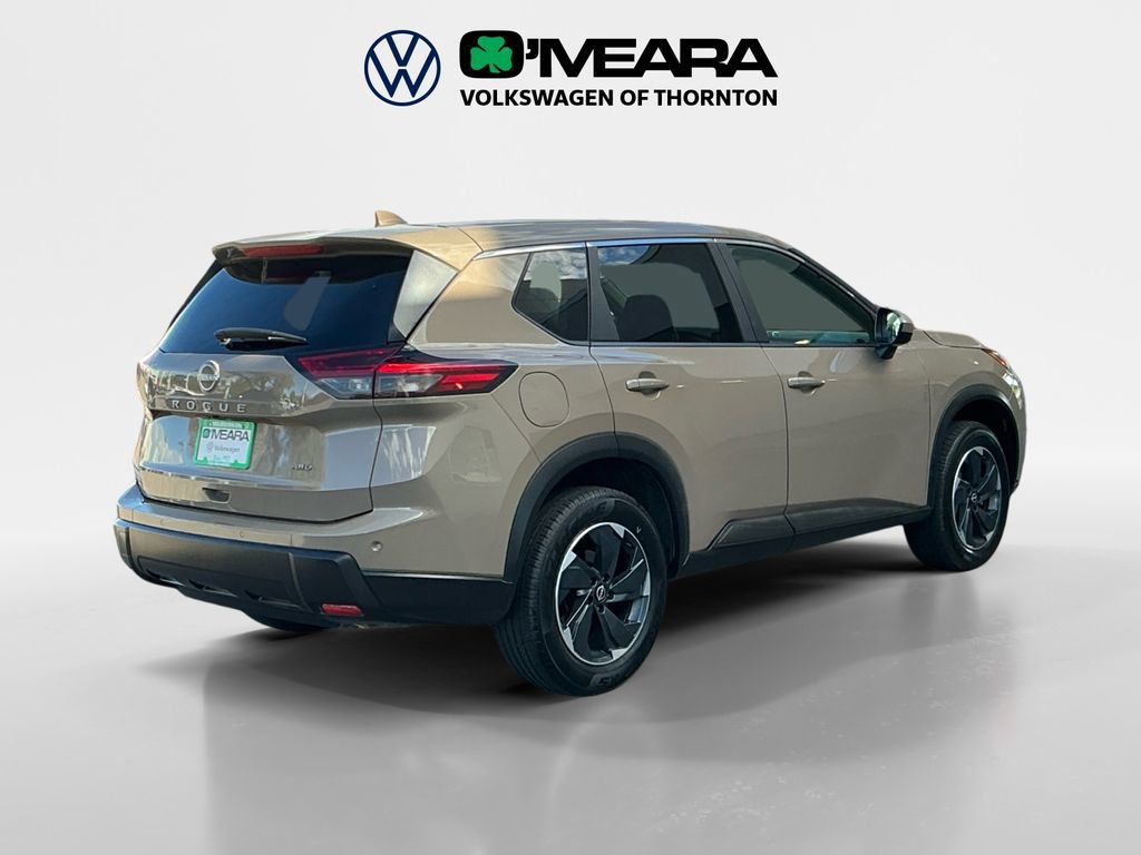Used 2025 Nissan Rogue SV AWD/4WD image 5