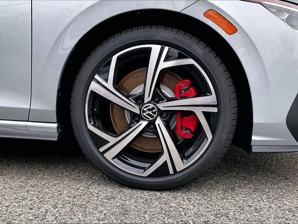 New 2026 Volkswagen GTI SE FWD image 8