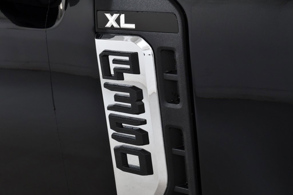 New 2026 Ford F350 XL w/ XL Driver Assist Package image 21