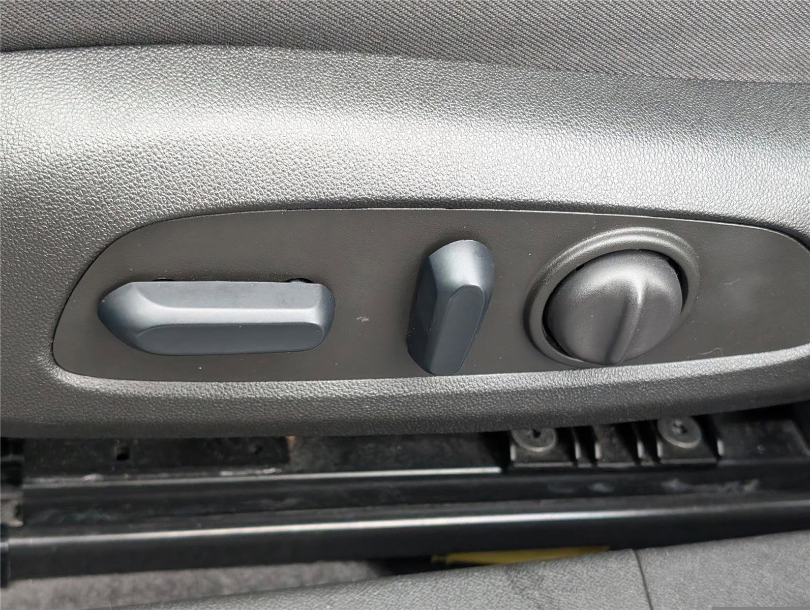 Used 2024 Chevrolet Malibu LT image 20