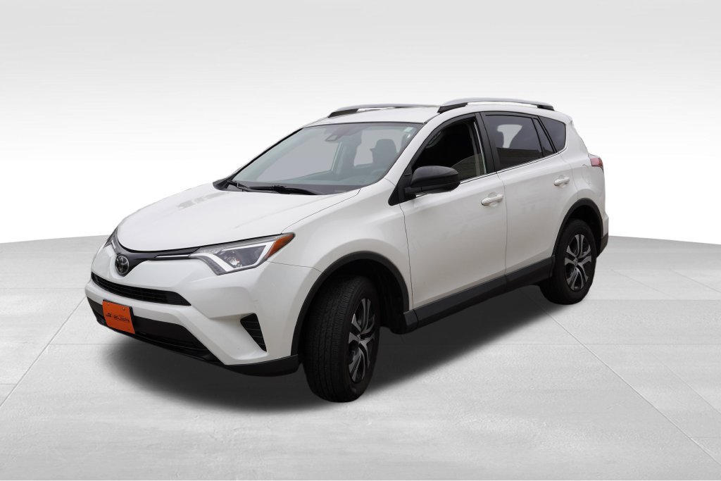 Used 2017 Toyota RAV4 LE AWD/4WD image 11