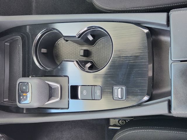 Certified 2023 Nissan Rogue SV image 16