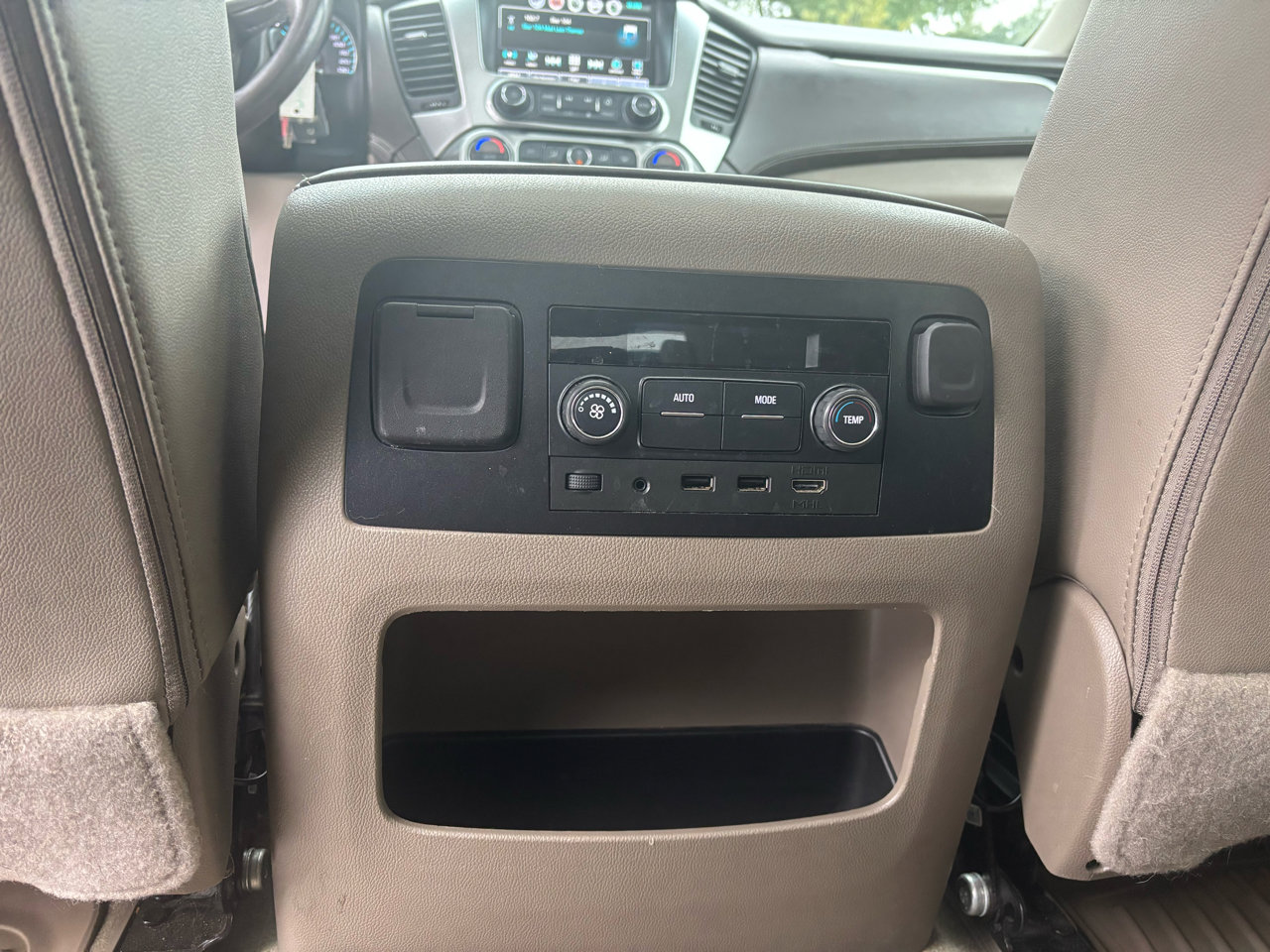 Used 2018 Chevrolet Tahoe LT image 33
