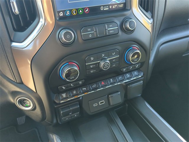 Certified 2021 Chevrolet Silverado 2500 High Country w/ Technology Package image 17