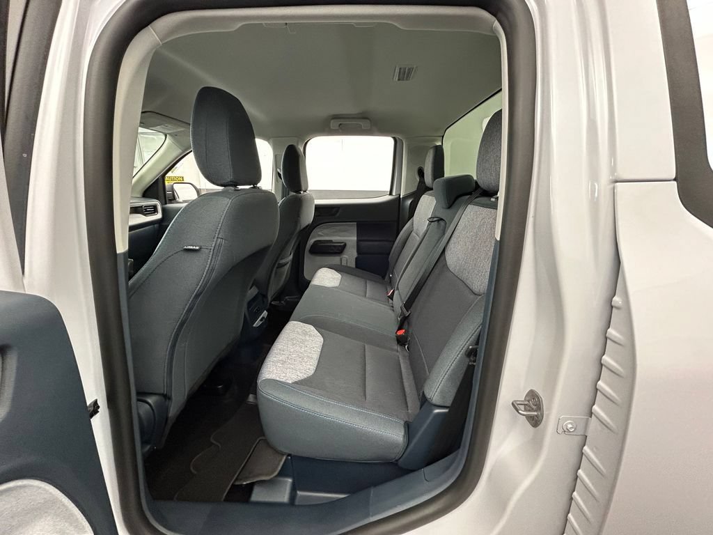 Used 2025 Ford Maverick XLT w/ Equipment Group 302A AWD/4WD image 32