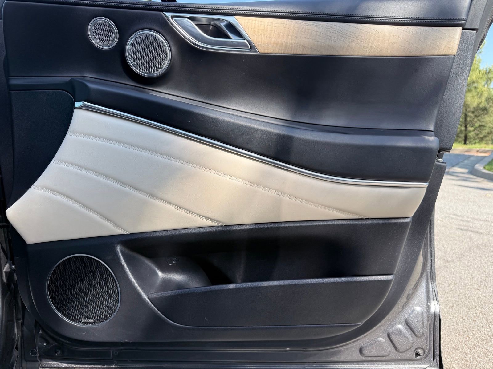 Used 2022 Genesis GV80 2.5T w/ Prestige Package 04 image 44