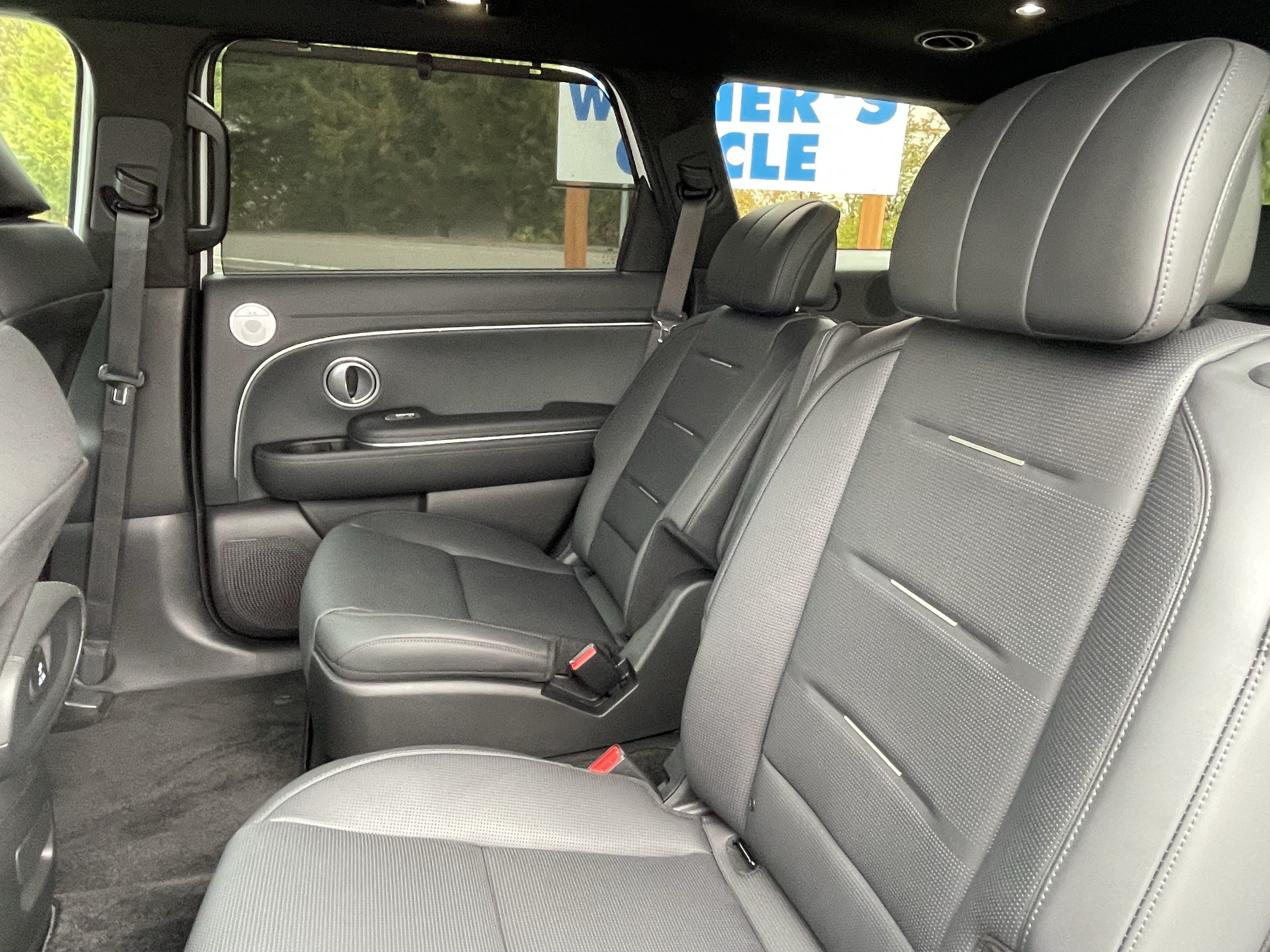 Used 2026 Hyundai Palisade Calligraphy AWD/4WD image 14