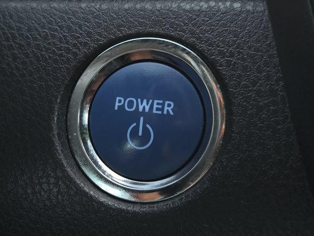 Certified 2020 Toyota Camry XLE w/ Sunroof Package FWD image 23