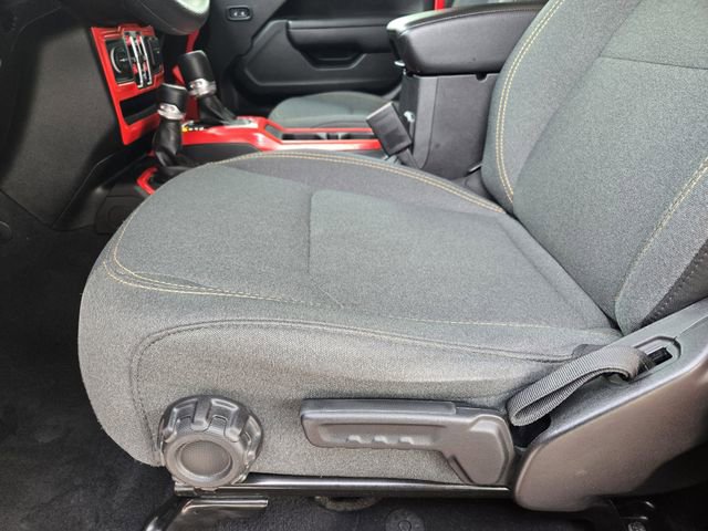 Certified 2025 Jeep Wrangler Sport image 27