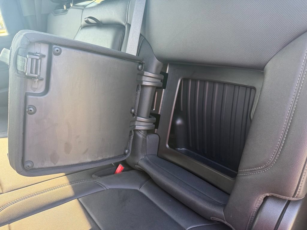 Used 2022 Chevrolet Silverado 2500 LTZ w/ LTZ Plus Package AWD/4WD image 18