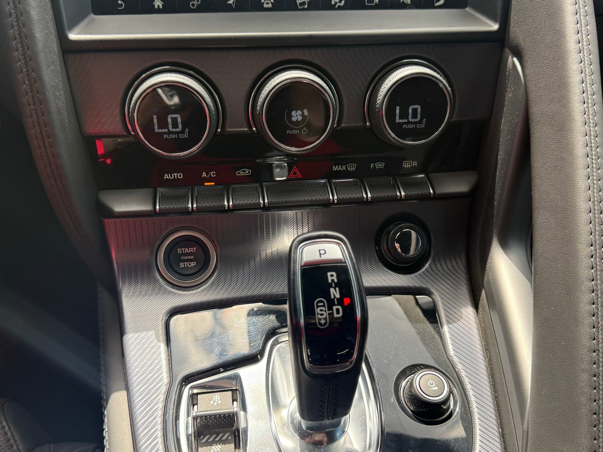 Used 2023 Jaguar F-TYPE R-Dynamic image 41