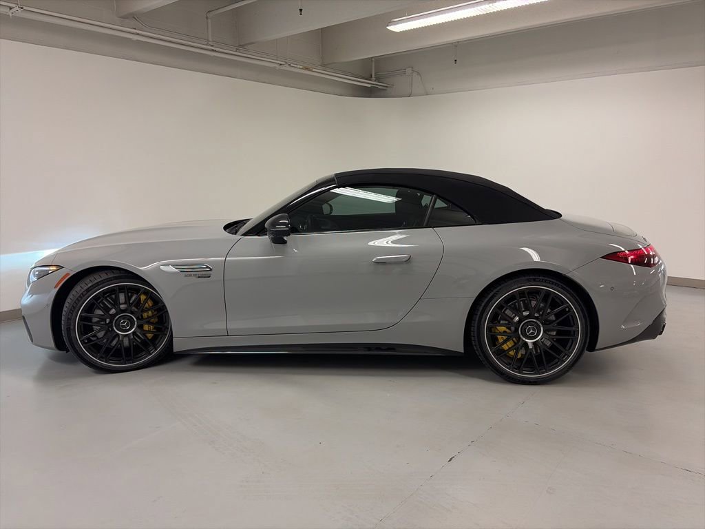 Certified 2022 Mercedes-Benz SL 63 AMG 4MATIC image 4