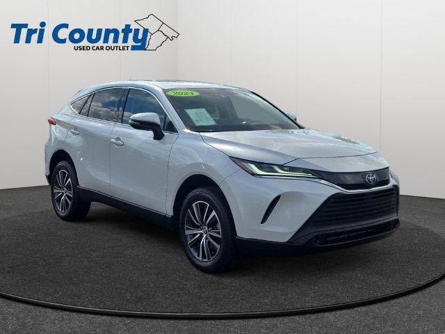 Certified 2024 Toyota Venza LE AWD/4WD image 1