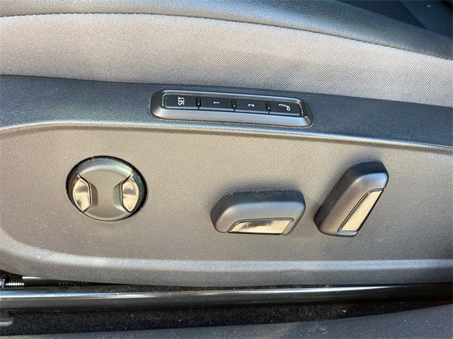 Used 2023 Volkswagen ID.4 Pro S image 21