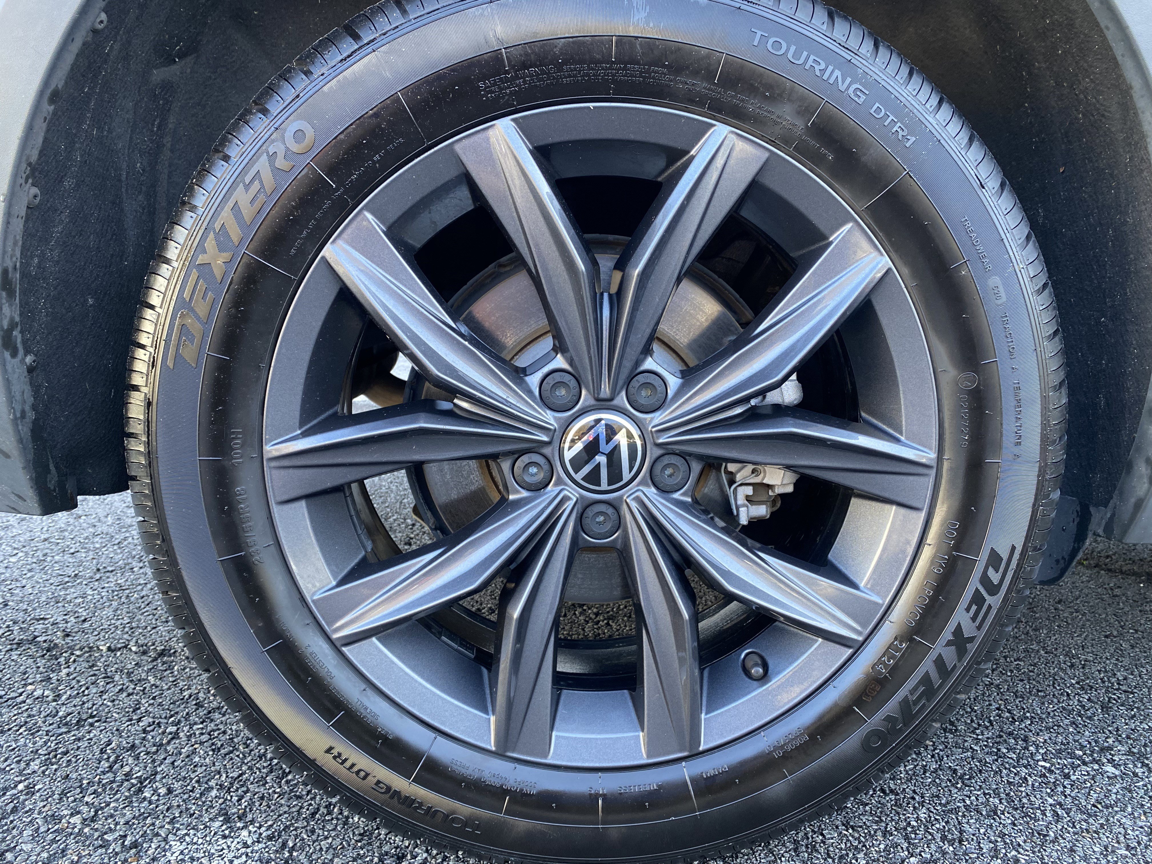 Used 2022 Volkswagen Tiguan SE FWD image 13