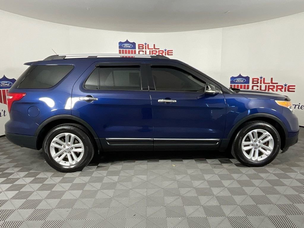 Used 2012 Ford Explorer XLT FWD image 2