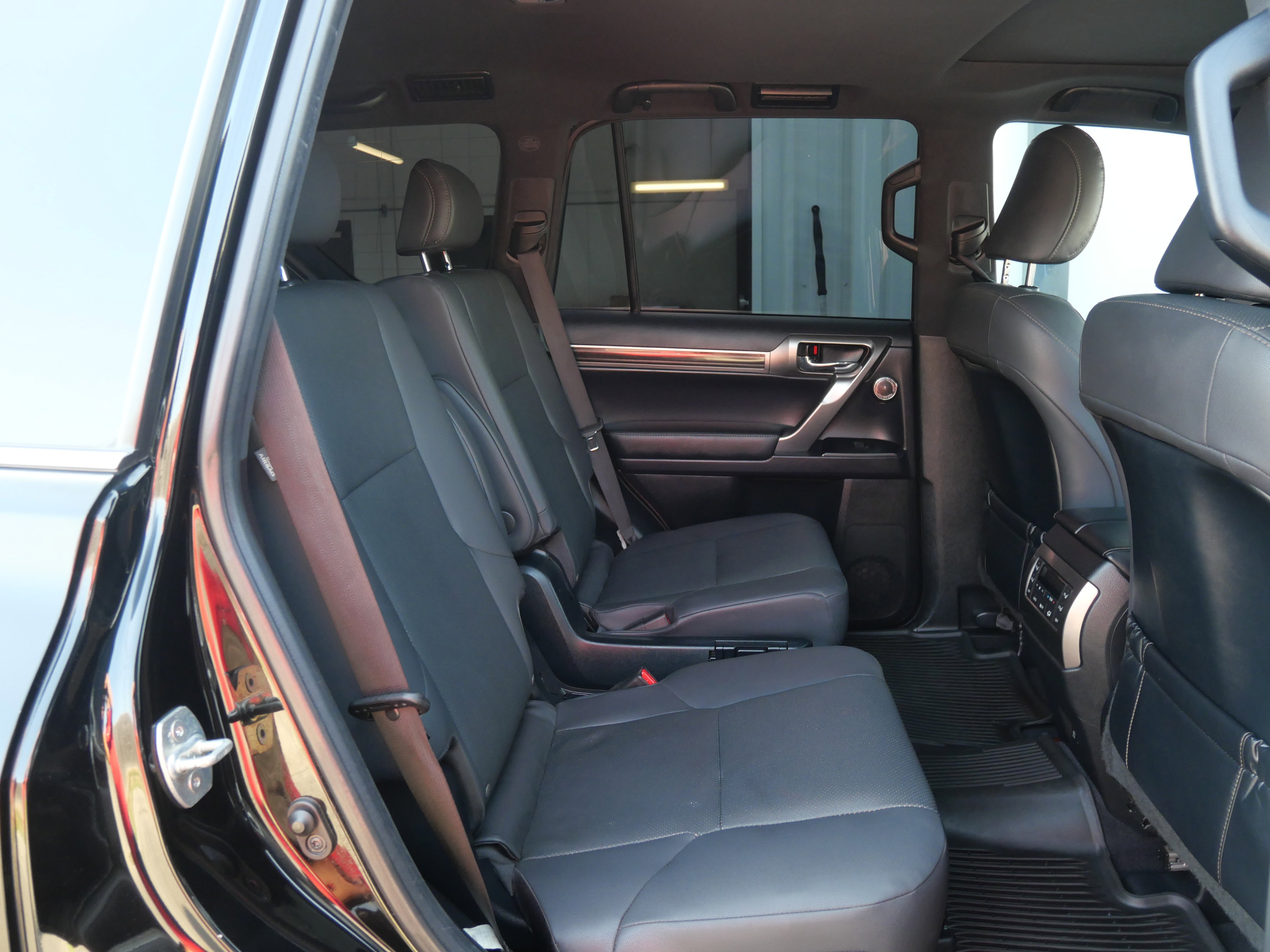 Certified 2023 Lexus GX 460 Premium image 12