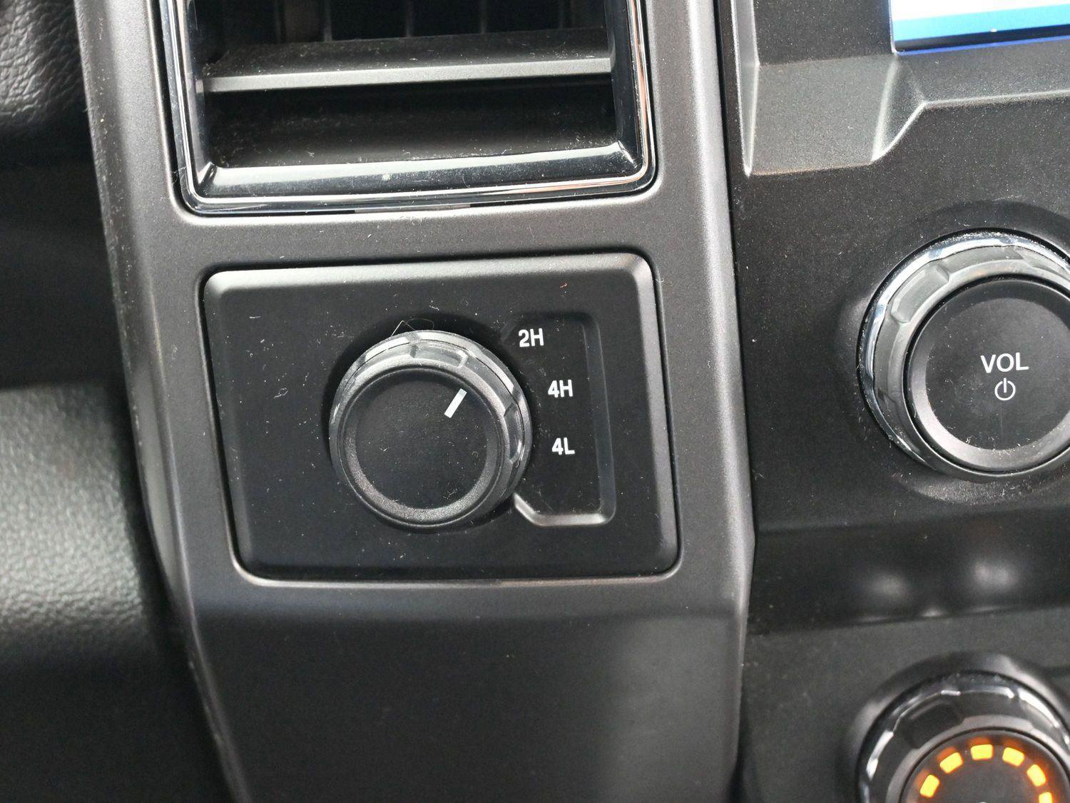 Used 2020 Ford F150 XLT w/ Equipment Group 302A Luxury image 24