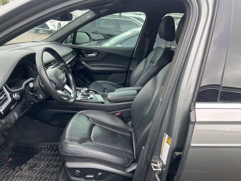 Used 2018 Audi Q7 3.0T Premium Plus w/ Premium Plus Package image 7